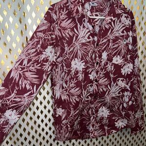 DC button up dress shirt red formal wear floral Hawaiian button up men’s collare